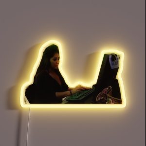 Snooki Anonymous Letter To Sammi Meme RGB Neon Sign Snooki Anonymous Letter To Sammi Meme RGB Neon Sign